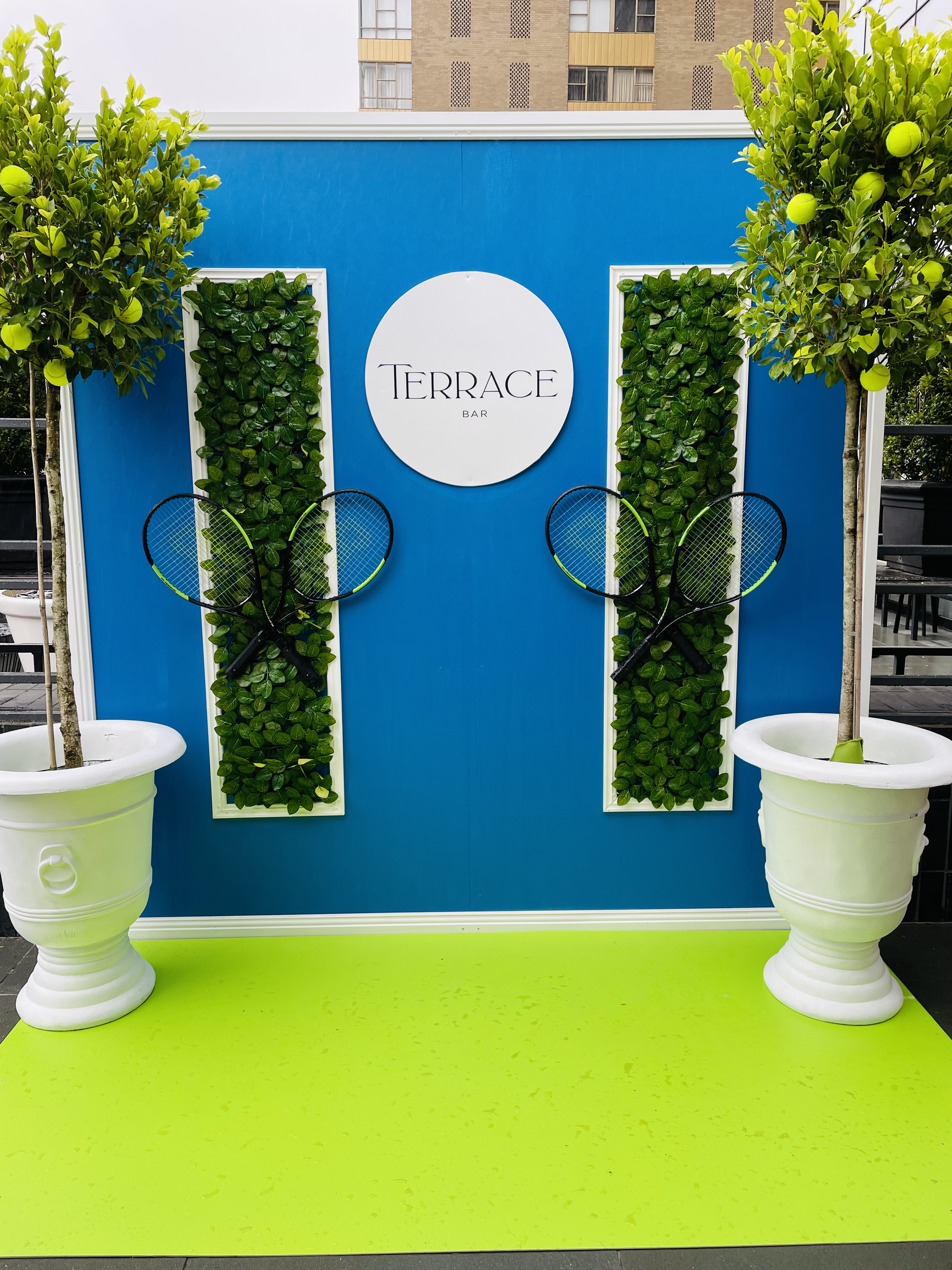 Professional media wall for events